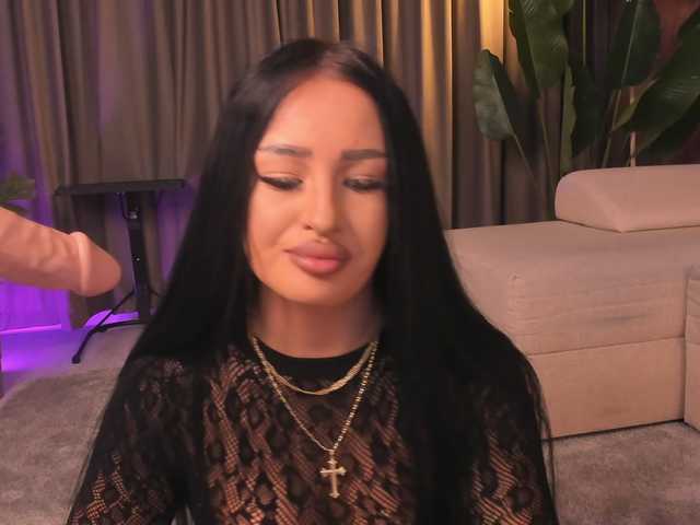 EmeraldKat's BongaCams show and profile