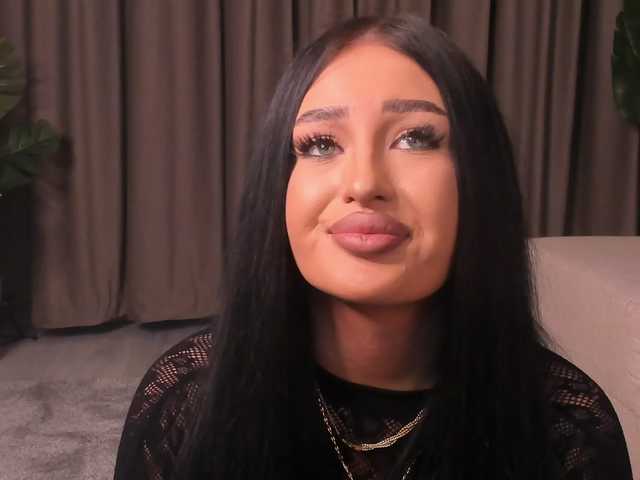 EmeraldKat's BongaCams show and profile