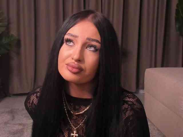 EmeraldKat Live Webcam on BongaCams