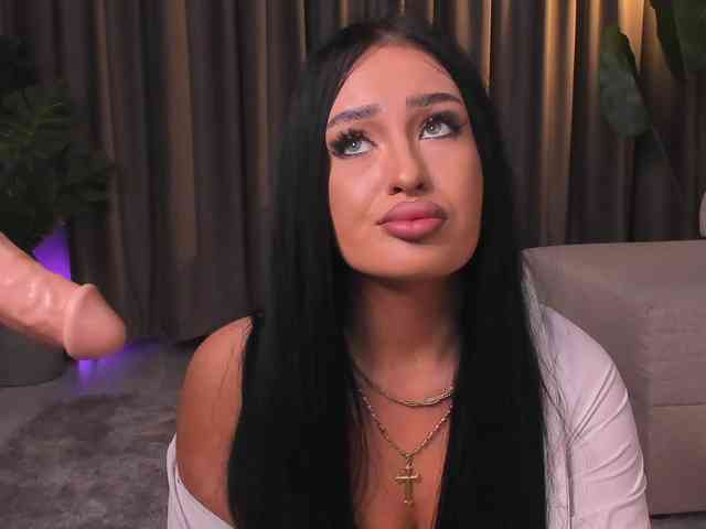 EmeraldKat Live Webcam on BongaCams