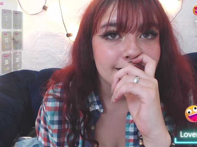 CarolRousee's BongaCams show and profile