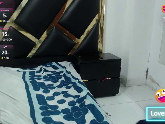 CarolRousee's BongaCams show and profile