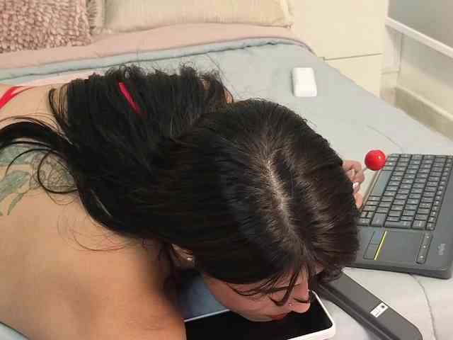 IsisVelvet Live Webcam on BongaCams