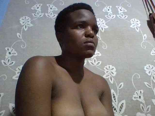 big-ass20 Live Webcam on BongaCams