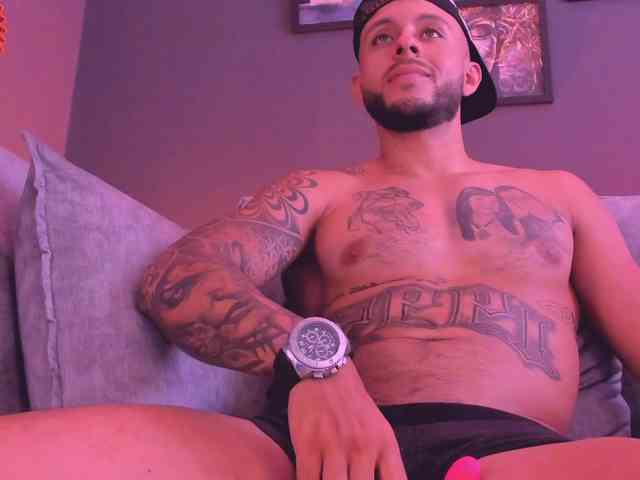 Danielking Live Webcam on BongaCams