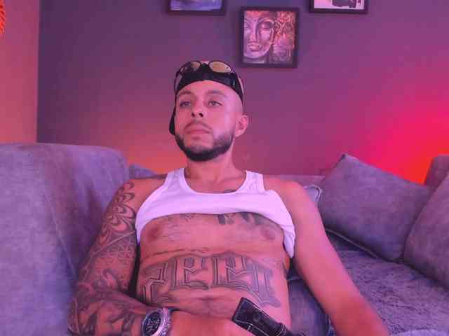 Danielking Live Webcam on BongaCams