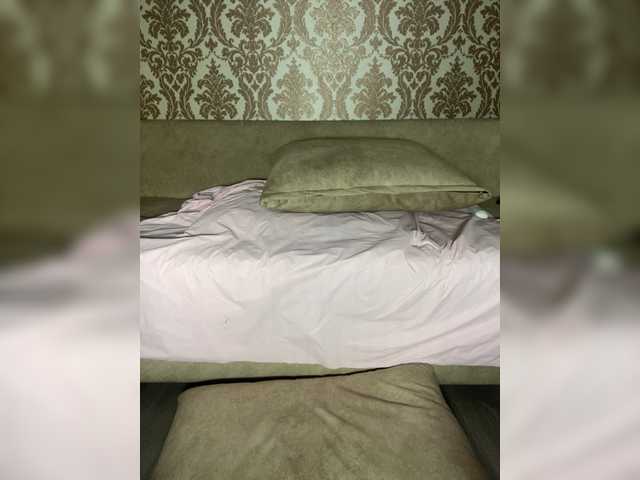 Viola18a's BongaCams show and profile