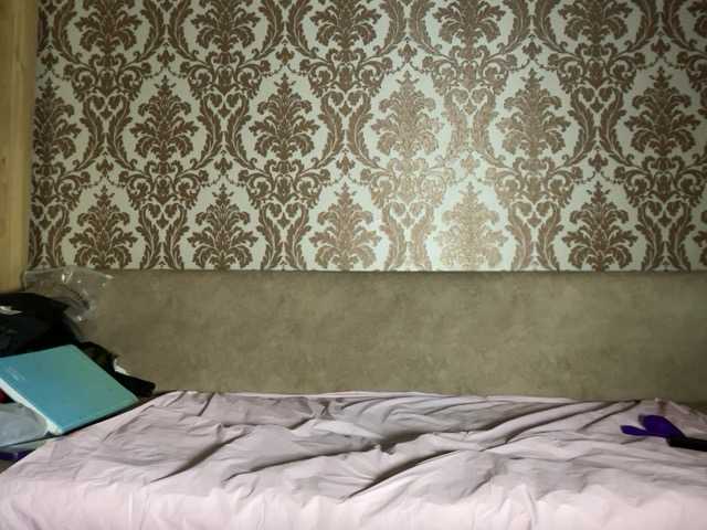 Viola18a's BongaCams show and profile