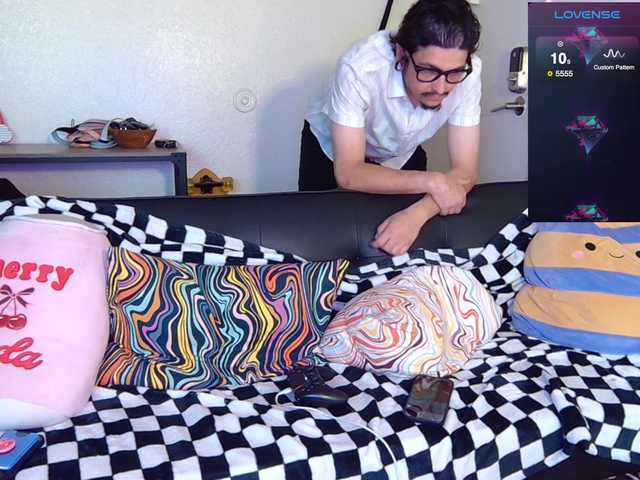 drewandgrem's BongaCams show and profile