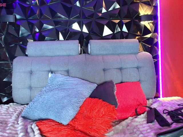 Tammysutra's BongaCams show and profile