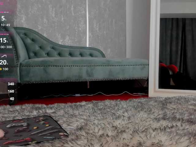 AnyaGlow's BongaCams show and profile