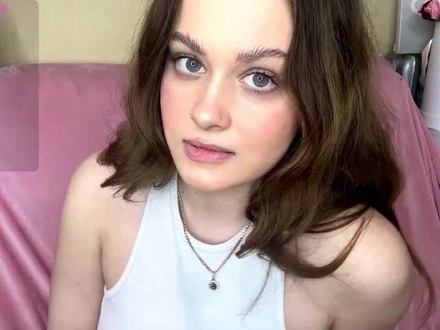 AuroraDisney's BongaCams show and profile