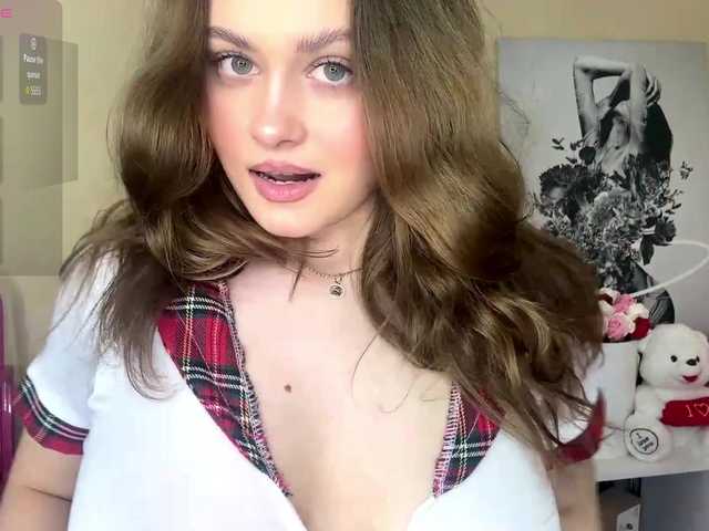 AuroraDisney's BongaCams show and profile