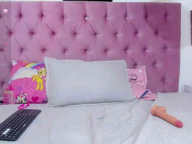 Natasha-wishx webcam