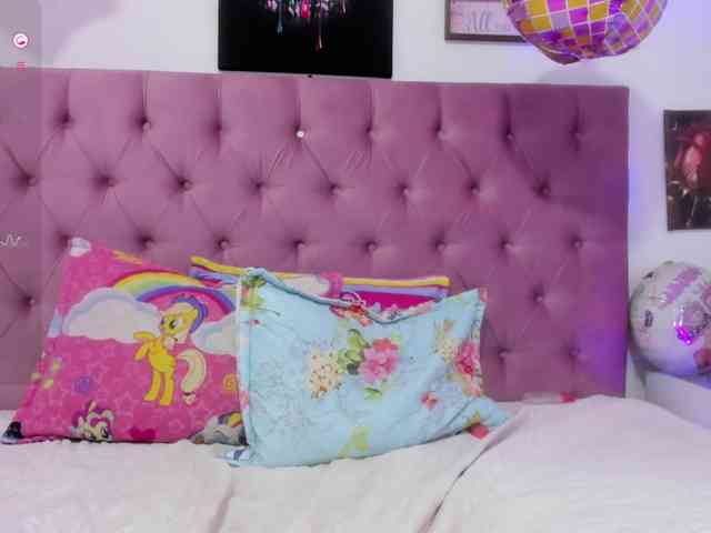 Natasha-wishx webcam