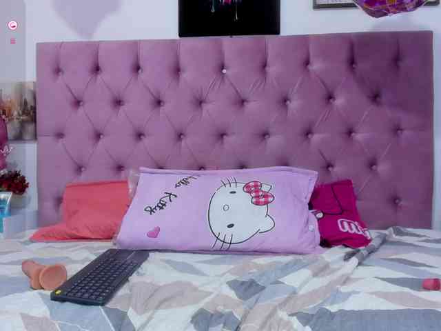 Natasha-wishx webcam