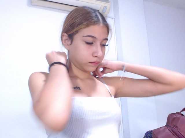 Angelina-fiory's BongaCams show and profile