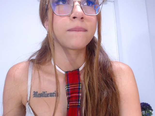 Angelina-fiory's BongaCams show and profile