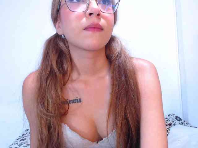 Angelina-fiory Live Webcam on BongaCams