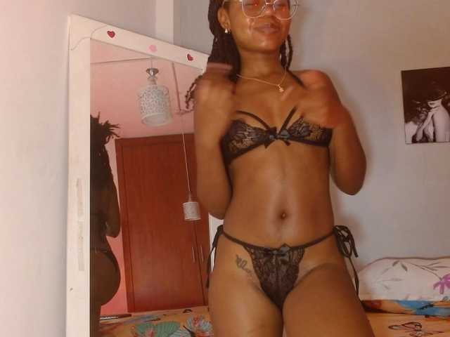 arianna-rossi's BongaCams show and profile