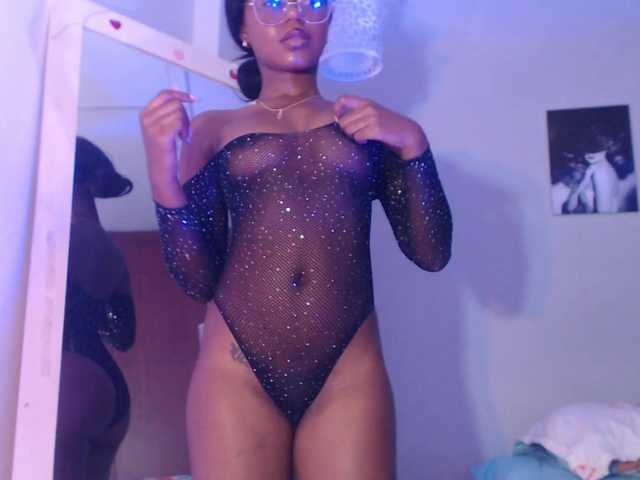 arianna-rossi's BongaCams show and profile