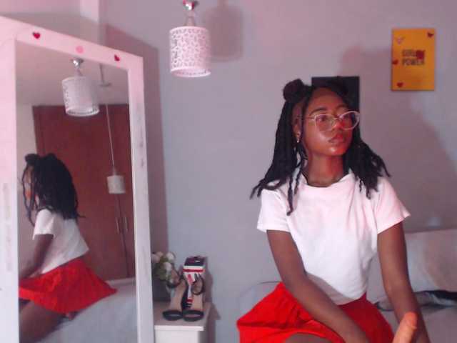 arianna-rossi's BongaCams show and profile