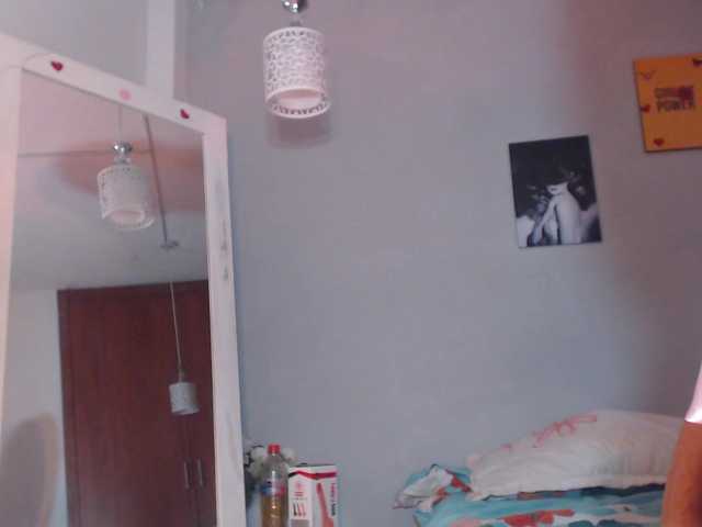 arianna-rossi's BongaCams show and profile