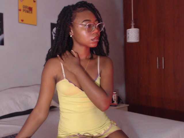 arianna-rossi's BongaCams show and profile