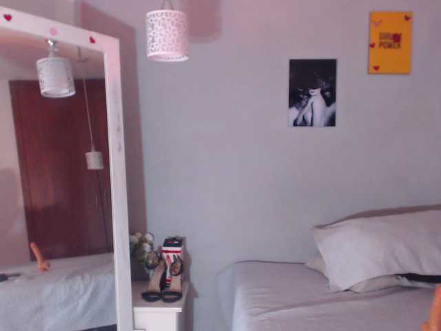 arianna-rossi's BongaCams show and profile