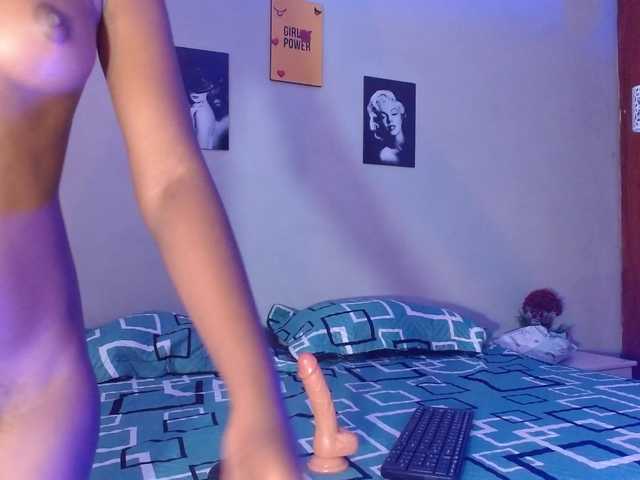 arianna-rossi's BongaCams show and profile