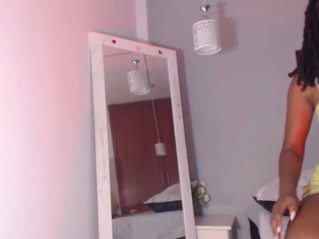 arianna-rossi's BongaCams show and profile