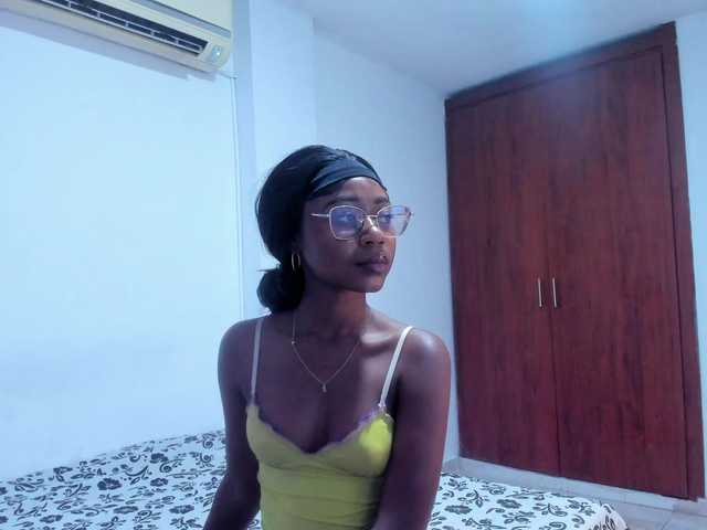 arianna-rossi live cam profile