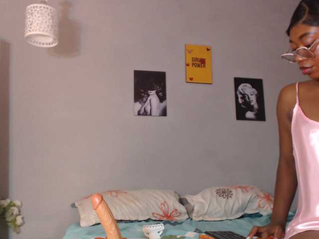 arianna-rossi's BongaCams show and profile