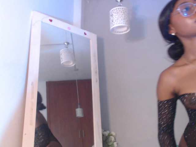 arianna-rossi's BongaCams show and profile