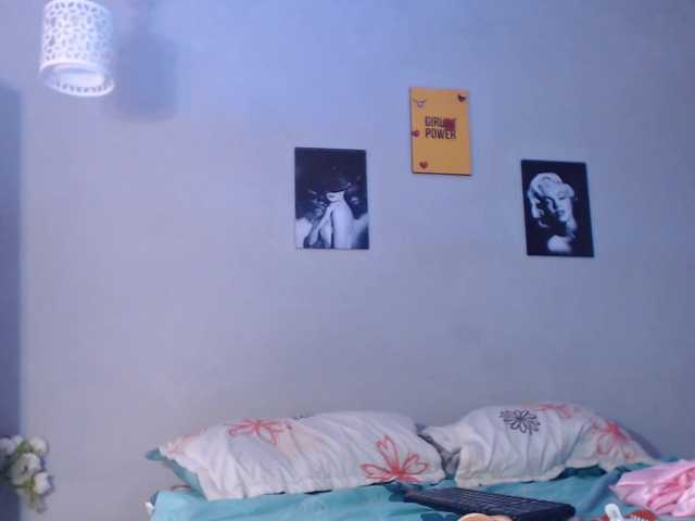 arianna-rossi's BongaCams show and profile