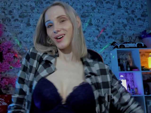 видео GinaGinaLove