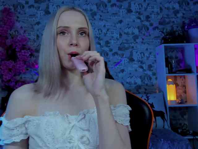 GinaGinaLove Live Webcam on BongaCams