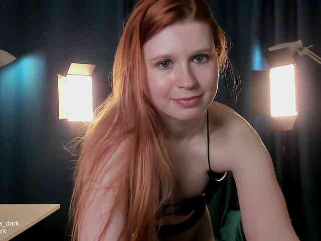 aliska-dark Live Webcam on BongaCams