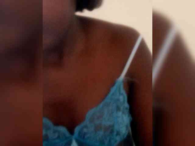 Innocent-Slut webcam