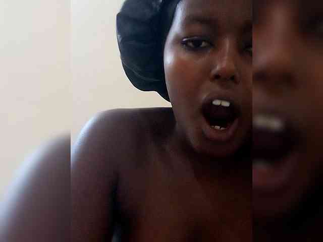 Innocent-Slut Innocent-Slut