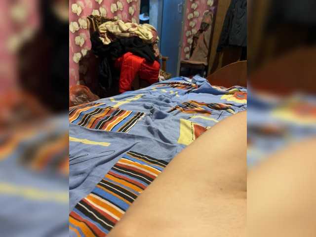 le modèle klpxsnex07 est en webcam porno dans un show sur le site bongacams, il possède les tags suivants: White/Caucasian,Blonde,Shaved