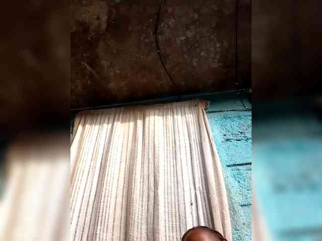 Brownpaper Live Webcam on BongaCams