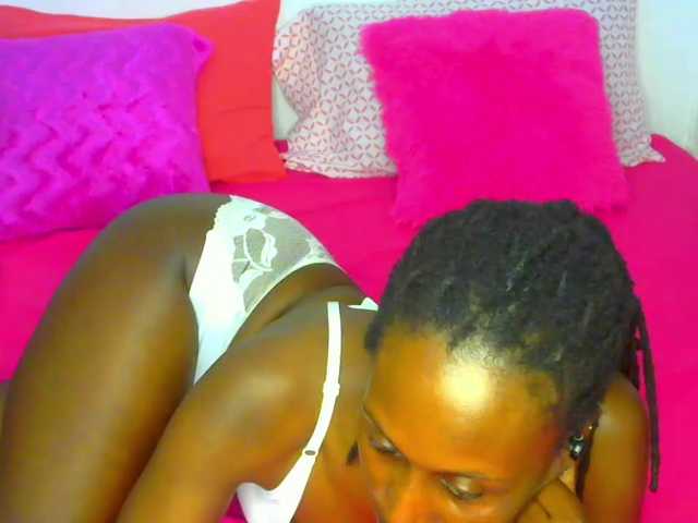 cherry96's BongaCams show and profile