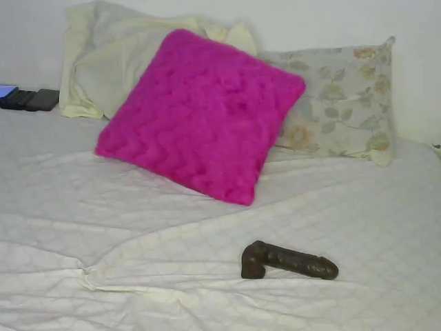 cherry96's BongaCams show and profile