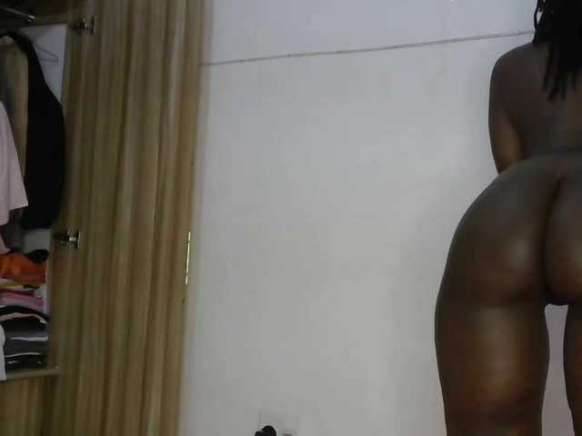 cherry96's BongaCams show and profile