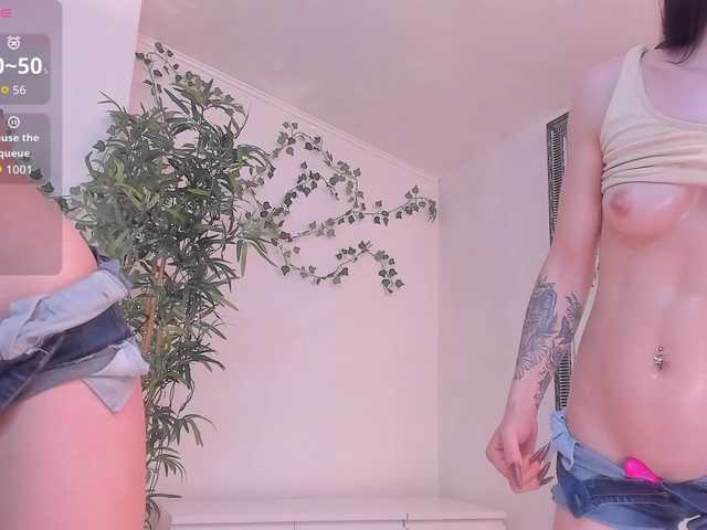 mira0-0's BongaCams show and profile