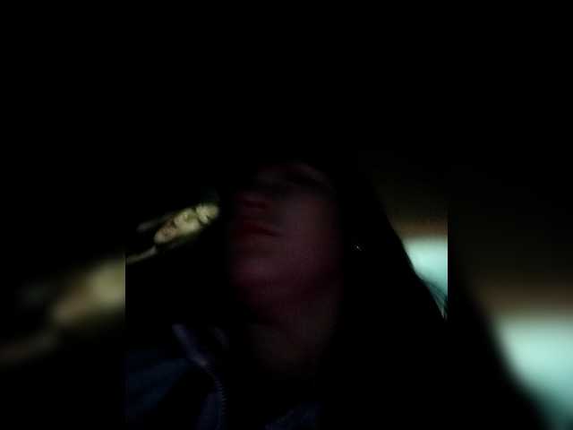 Ashly-7's BongaCams show and profile