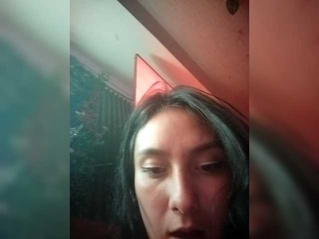 Ashly-7's BongaCams show and profile