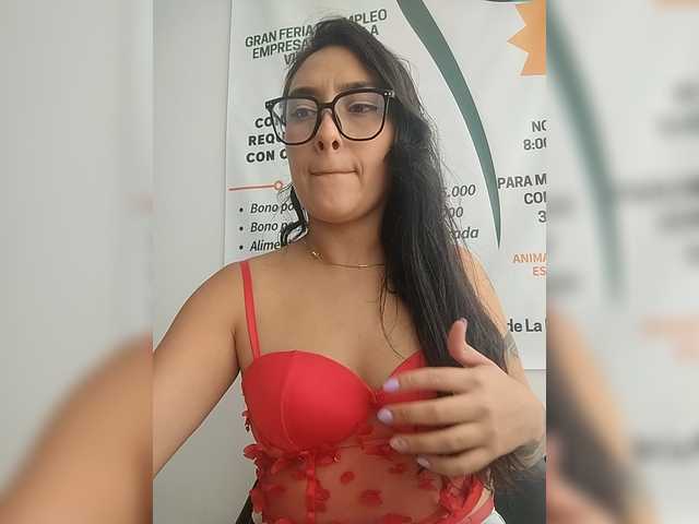 Ashly-7's BongaCams show and profile