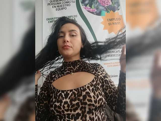 Ashly-7's BongaCams show and profile